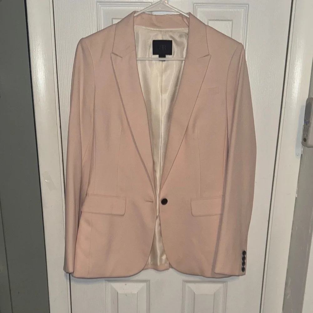 Banana Republic Light Pink Blazer - Picture 3 of 4